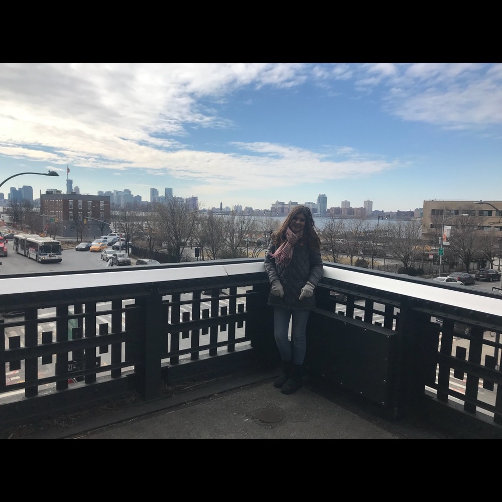 Meet your Posher, Samara